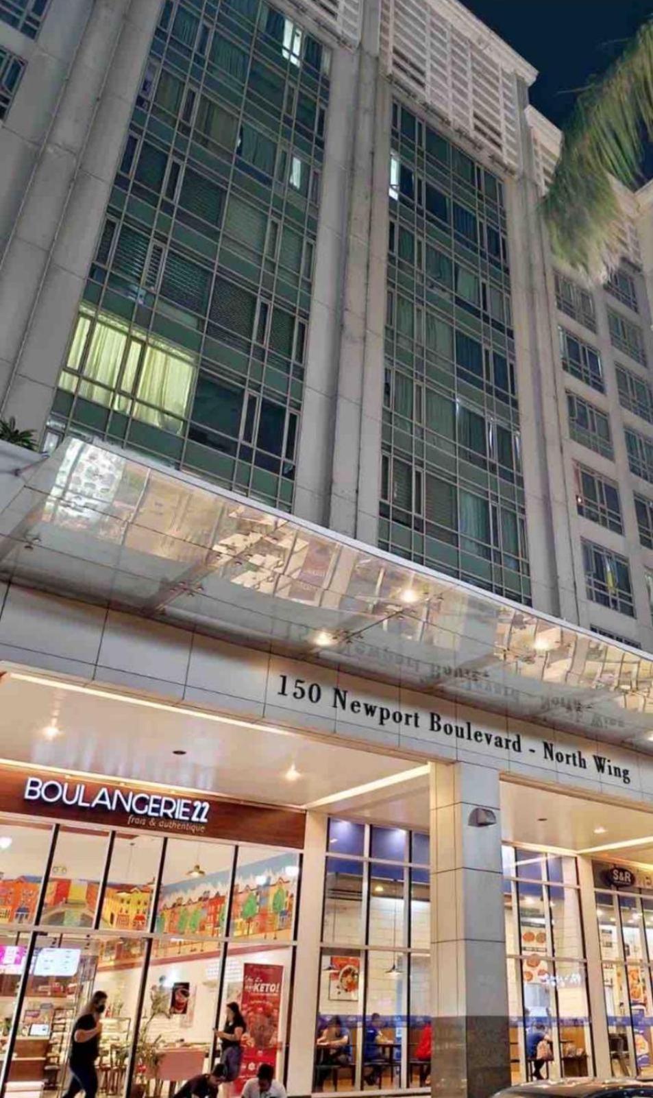 150 Newport Boulevard Hotel Pasay Exterior photo